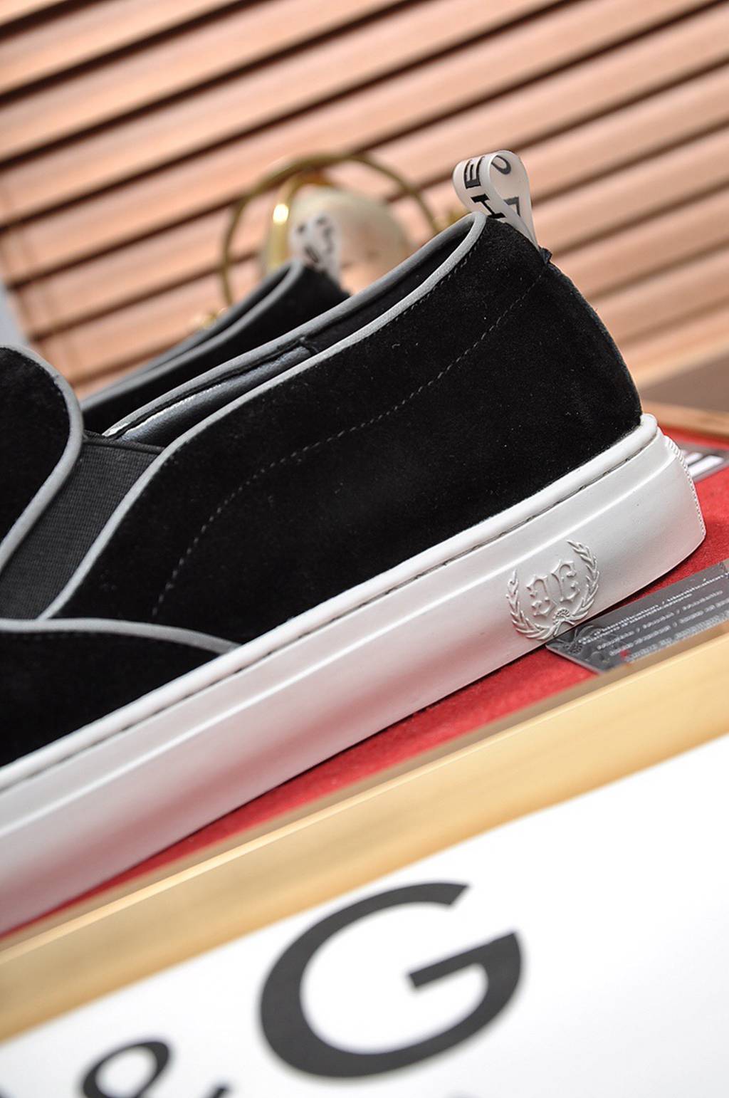 D*G sneaker
